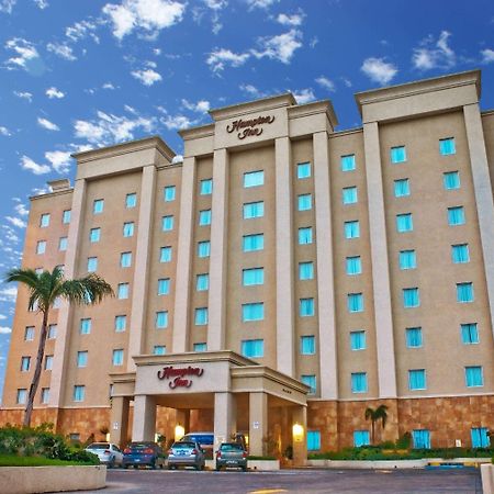 Hampton Inn Tampico Airport Exteriér fotografie