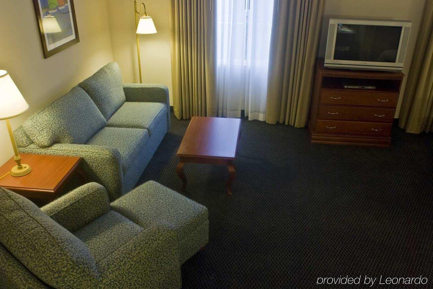 Hampton Inn Tampico Airport Pokoj fotografie
